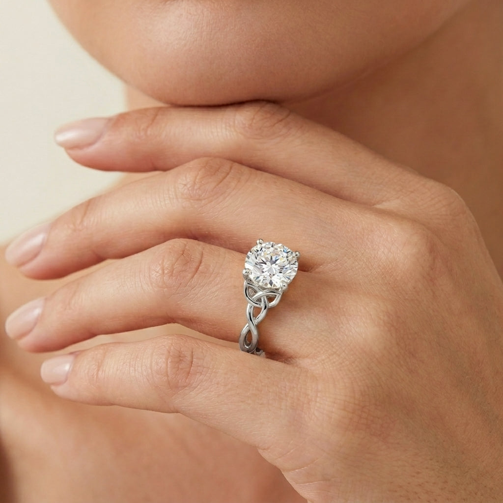 Celtic Love Knot Ring in 14K White Gold
