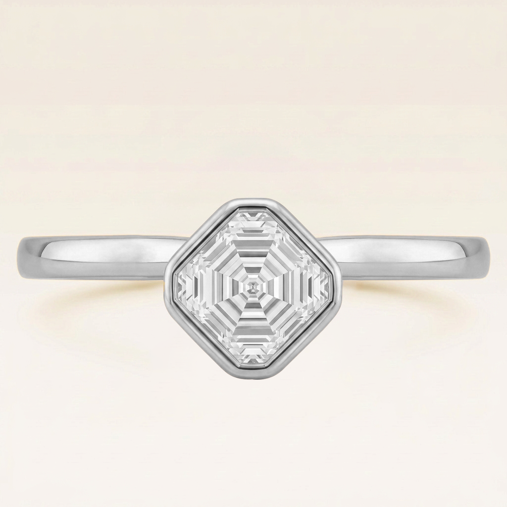 Cielo Bezel Ring in 14K White Gold
