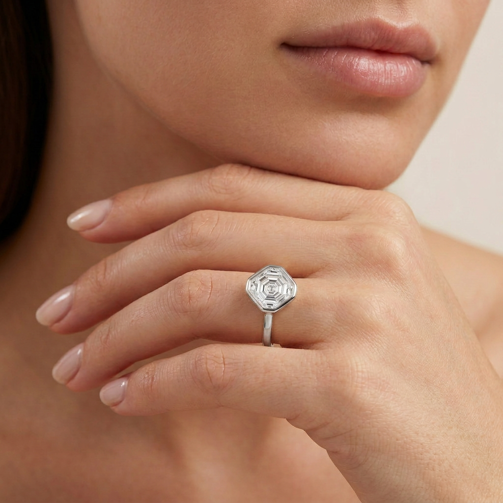 Cielo Bezel Ring in 14K White Gold